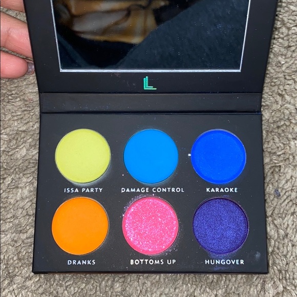 Neon makeup colors palette - Picture 2 of 2